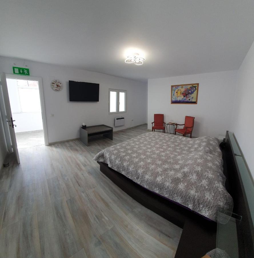 Casa Musceleana Otel Campulung Dış mekan fotoğraf