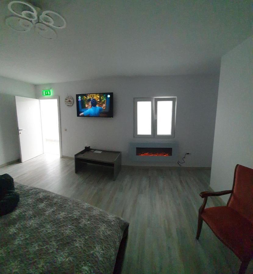 Casa Musceleana Otel Campulung Dış mekan fotoğraf