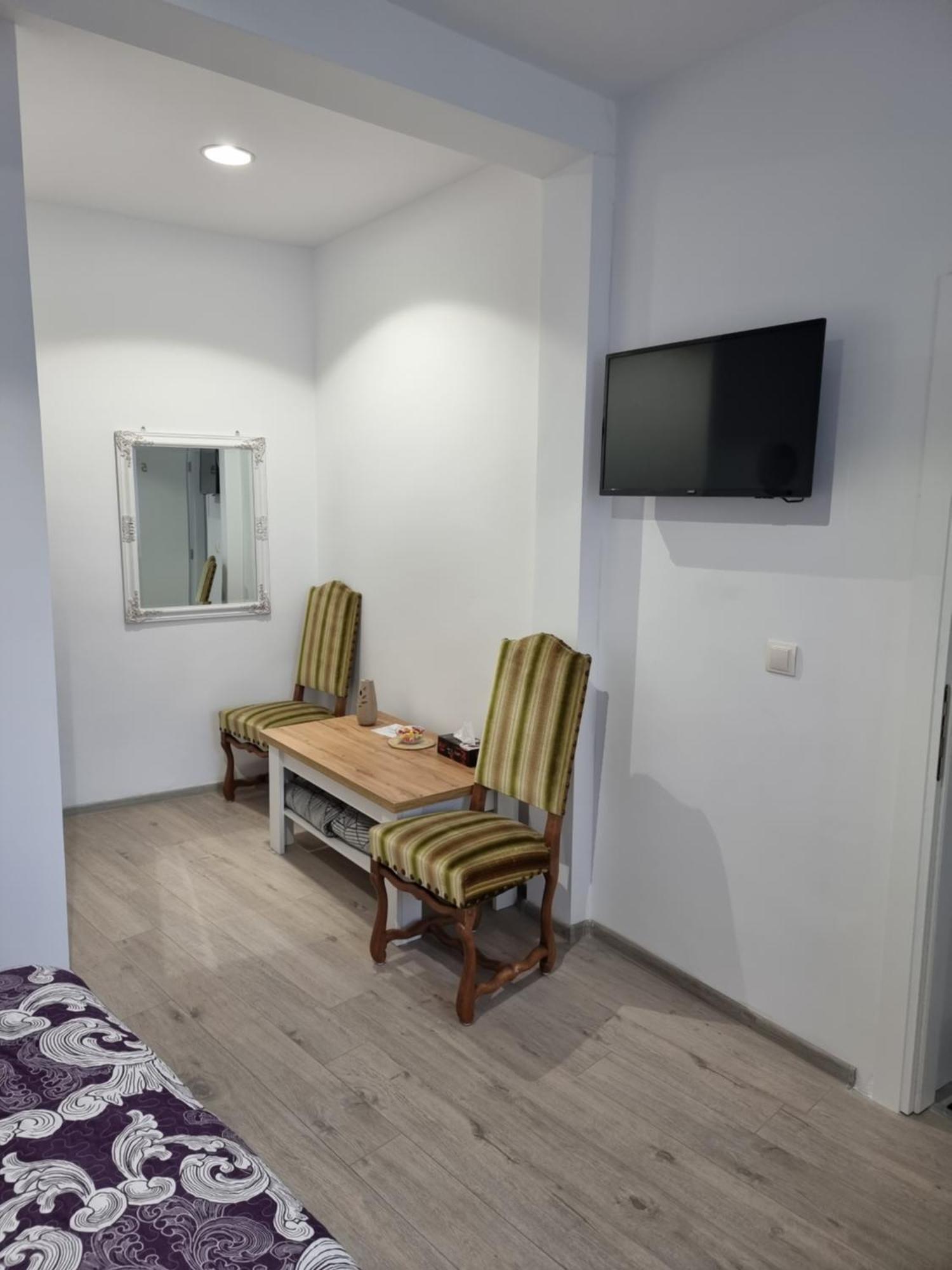 Casa Musceleana Otel Campulung Dış mekan fotoğraf