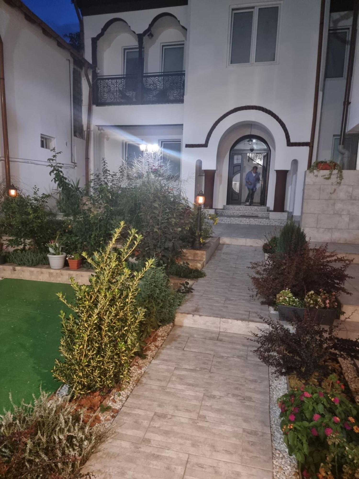 Casa Musceleana Otel Campulung Dış mekan fotoğraf
