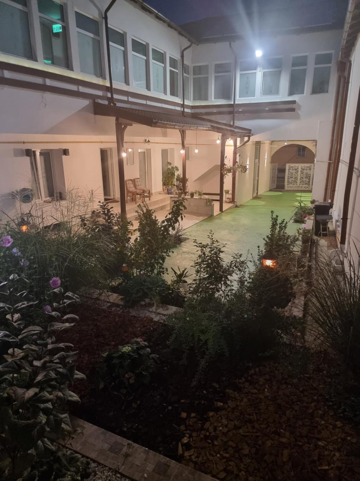 Casa Musceleana Otel Campulung Dış mekan fotoğraf