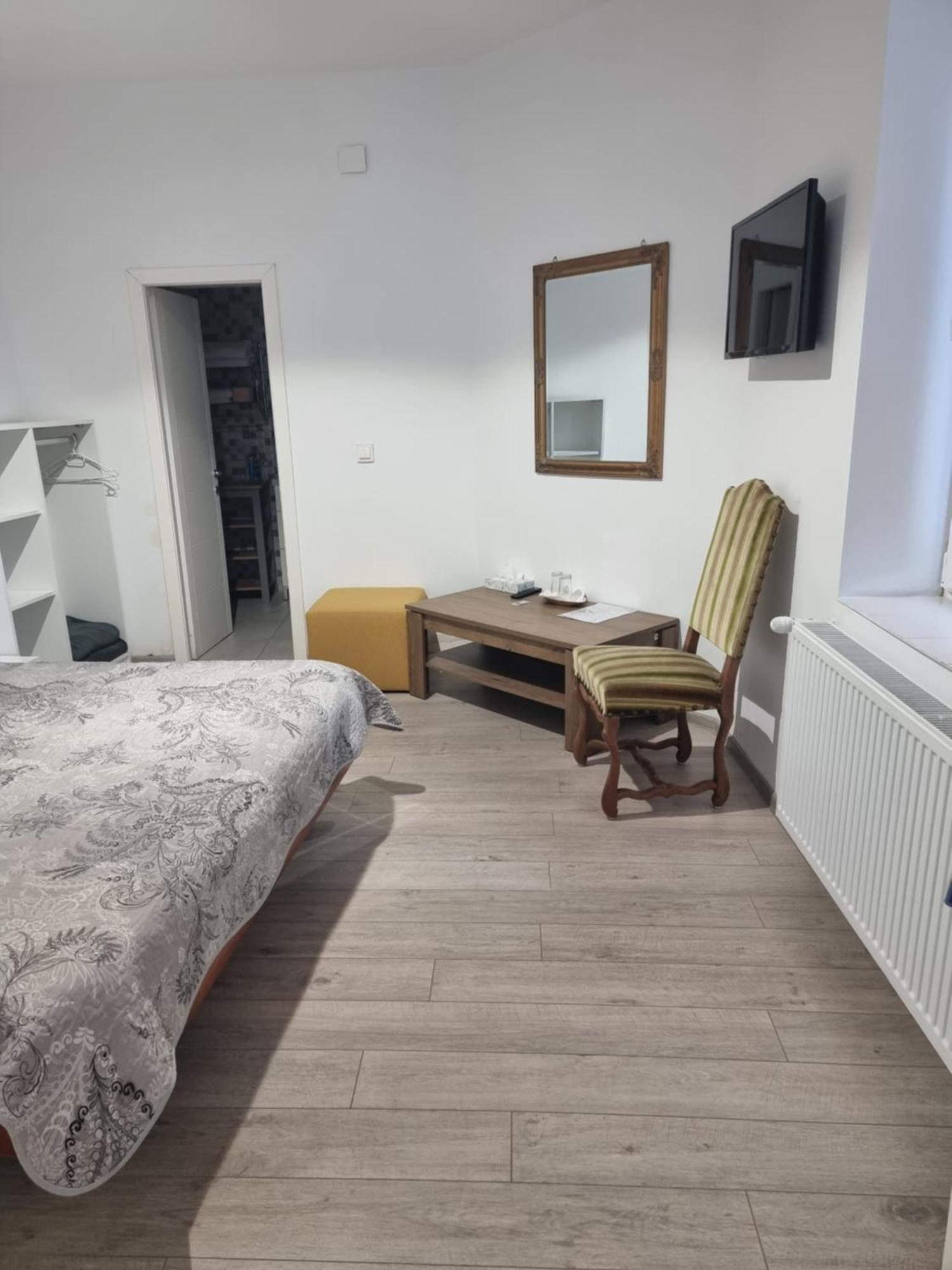 Casa Musceleana Otel Campulung Dış mekan fotoğraf