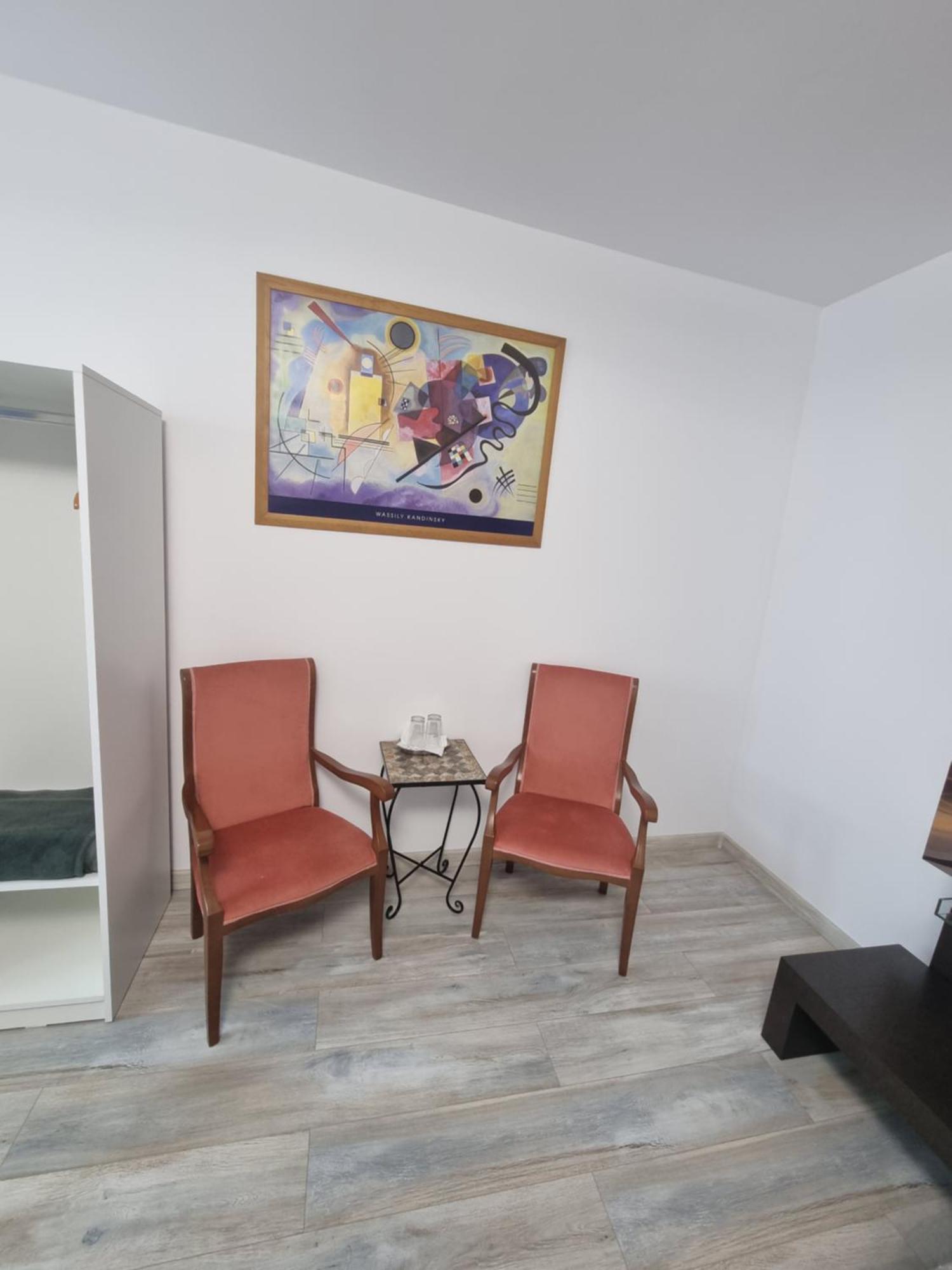 Casa Musceleana Otel Campulung Dış mekan fotoğraf