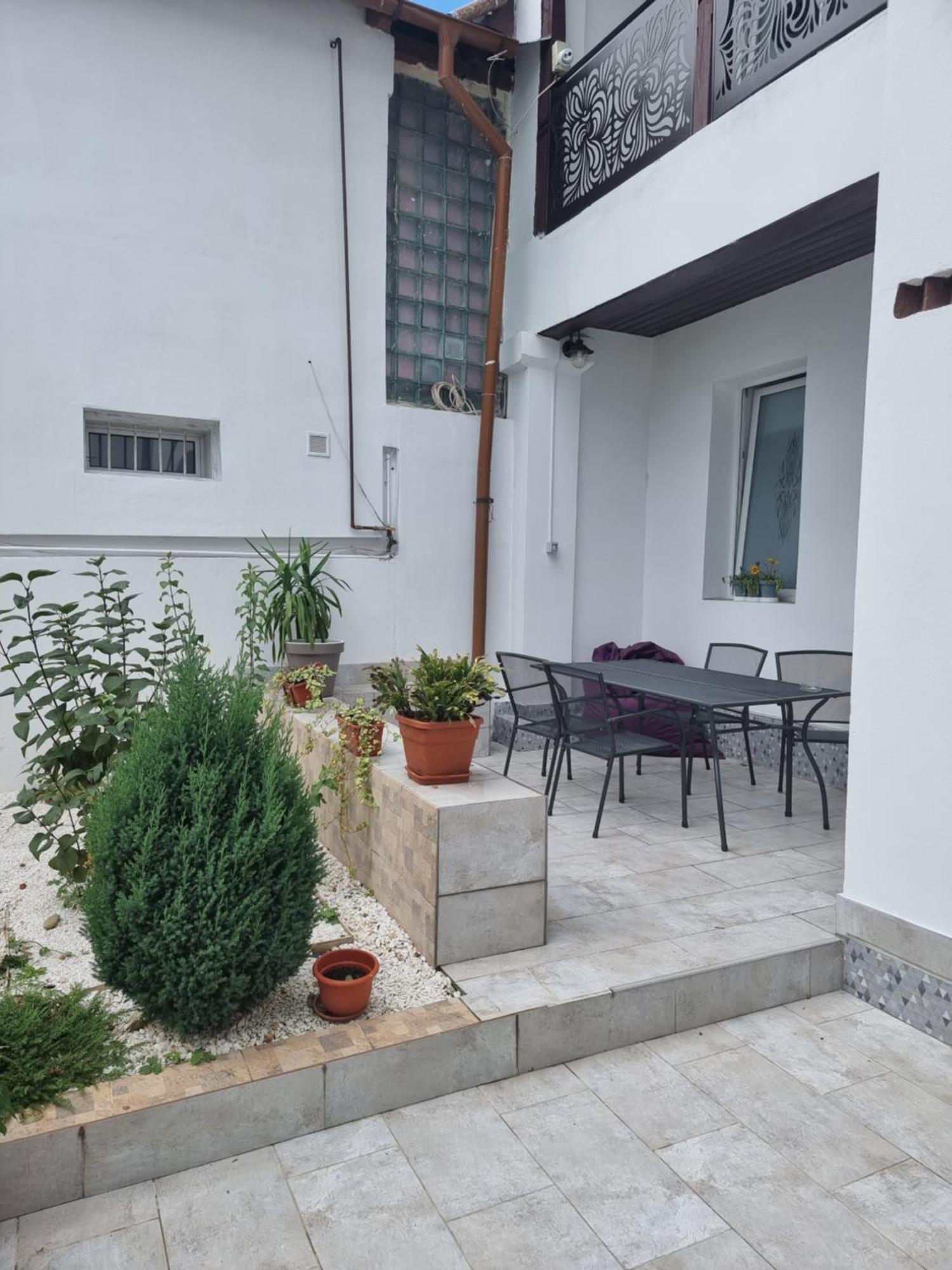 Casa Musceleana Otel Campulung Dış mekan fotoğraf