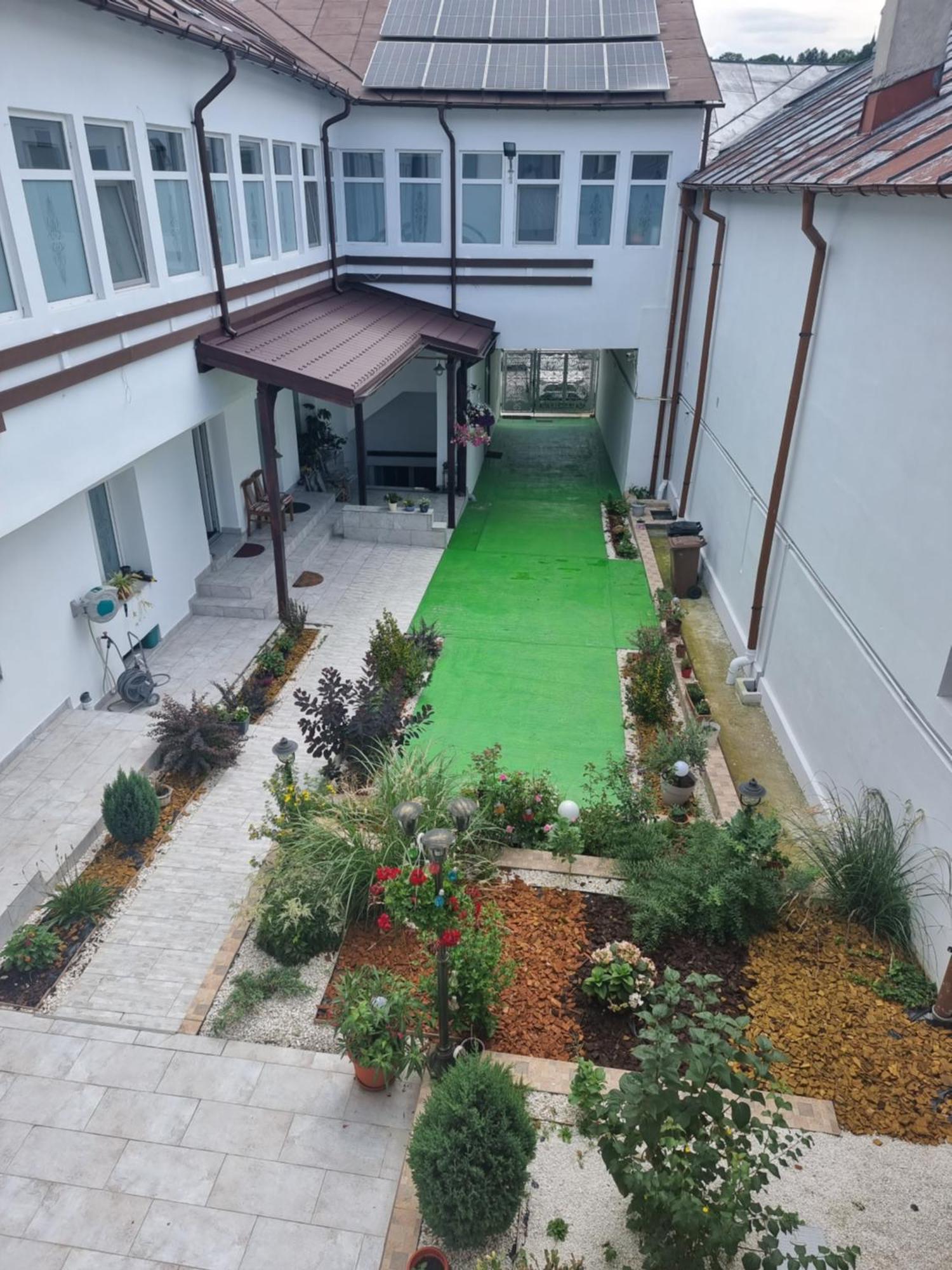 Casa Musceleana Otel Campulung Dış mekan fotoğraf