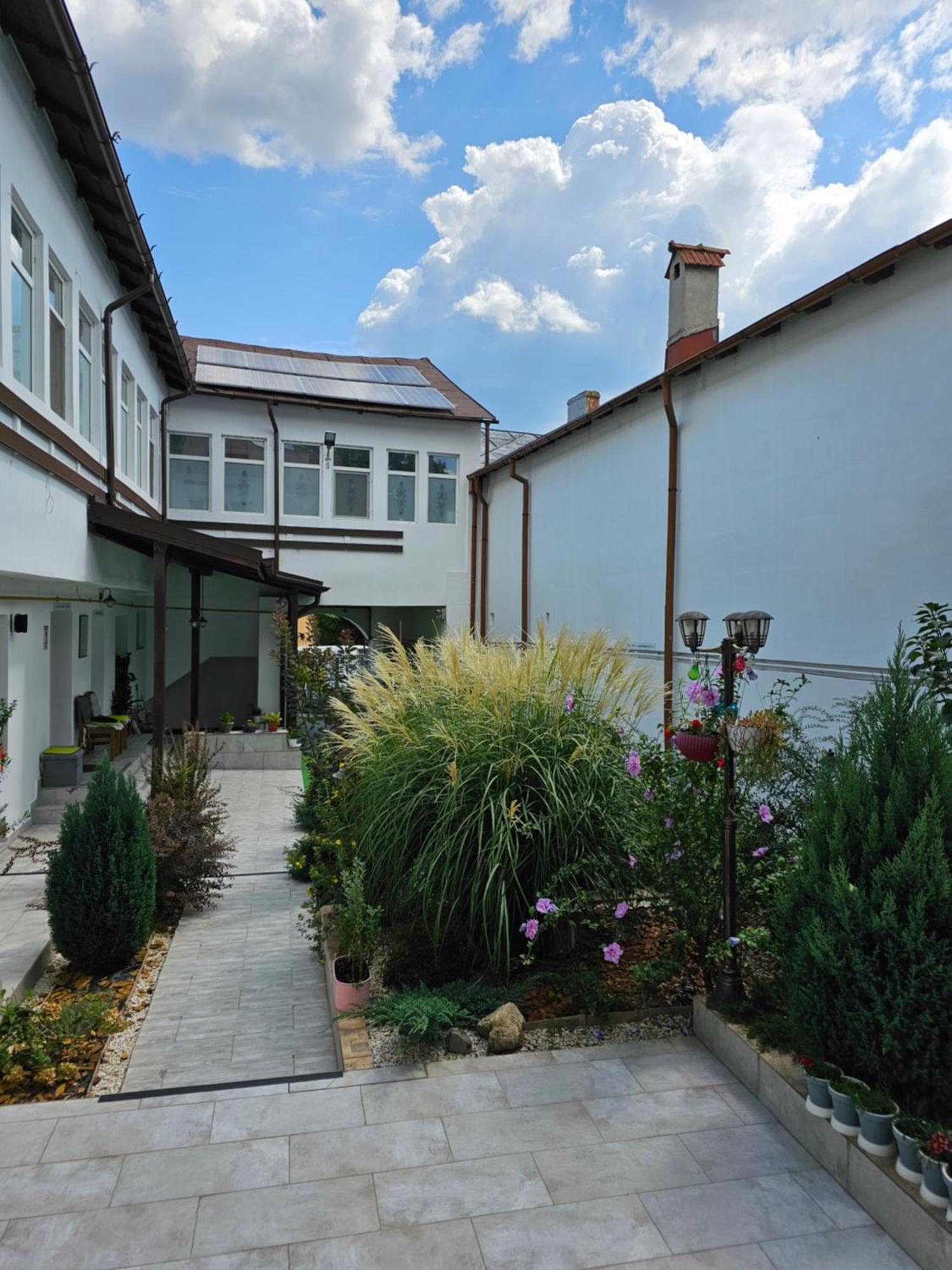 Casa Musceleana Otel Campulung Dış mekan fotoğraf
